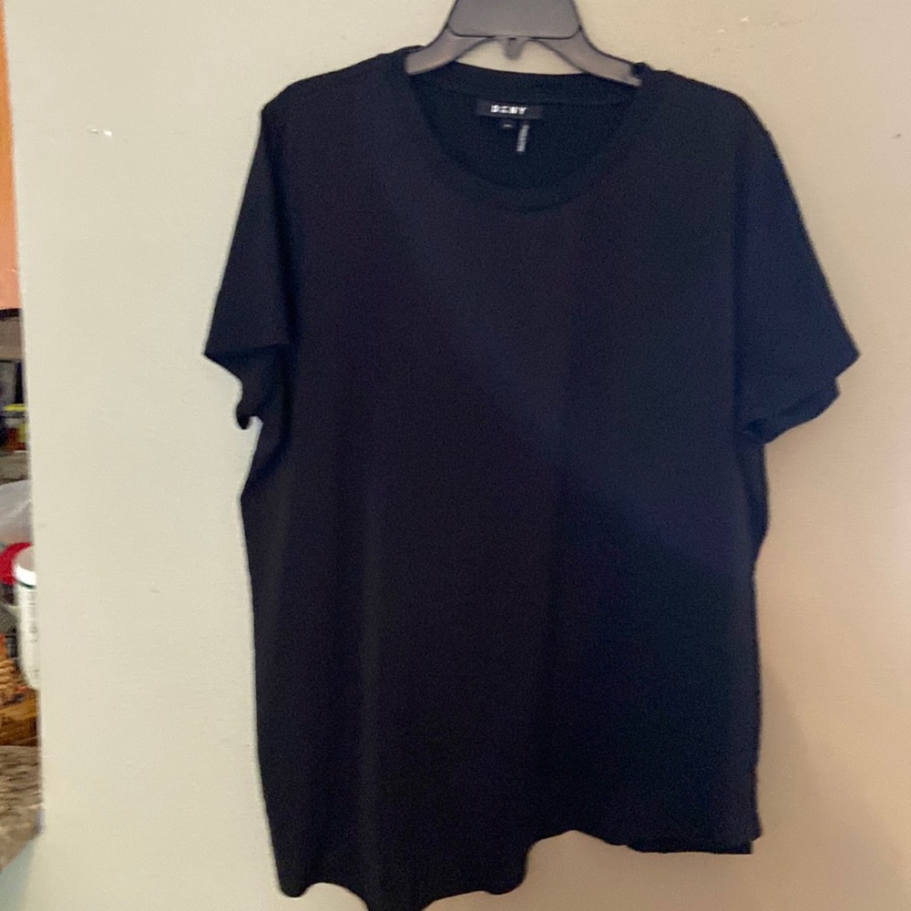 DKNY TOP